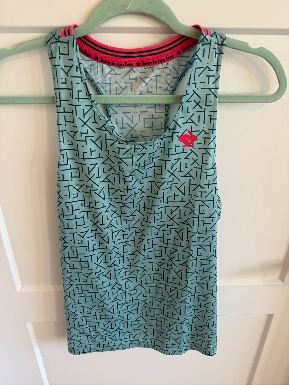 rabbit Women’s Running Tank M Blue Geometric Racerback Performance Singlet